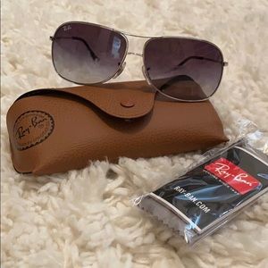 Ray Ban 326764-Y sunglasses. New. Never worn.